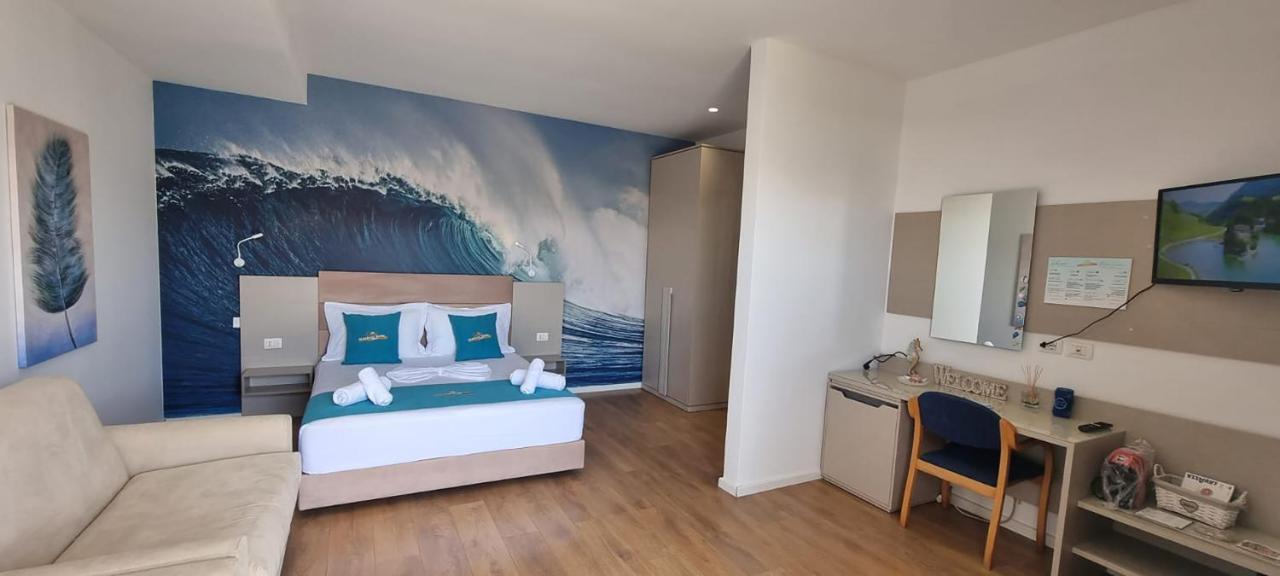Suncoast Rooms Port Side Saranda Dış mekan fotoğraf